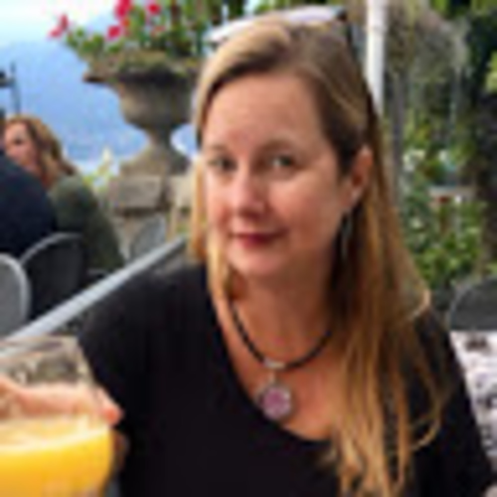 Meet your Posher, Elizabeth